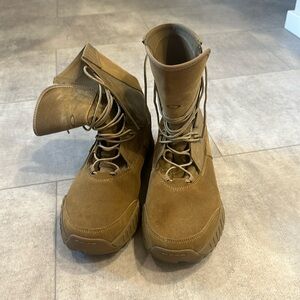 Mens Oakleys, never worn